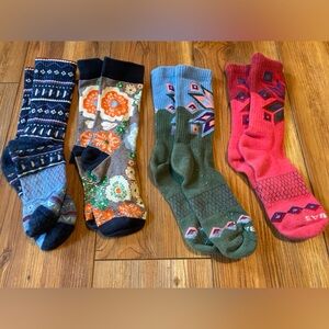 Bombas crew socks size Large